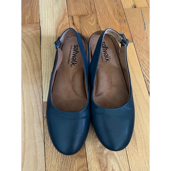 SoftWalk Women's Sandy Ballet Flat
Blue Slingback Size 9 EUC - Picture 1 of 7